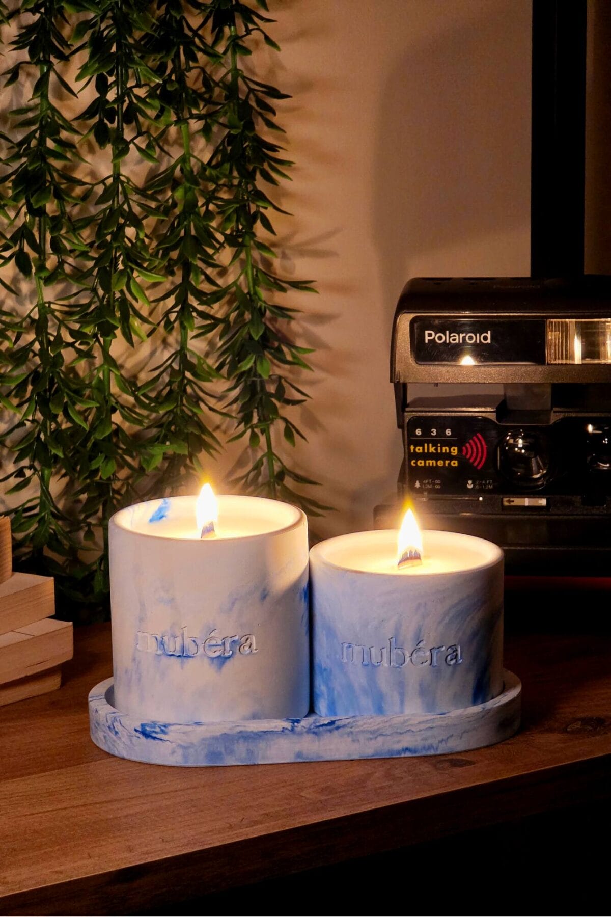 Mubéra Sea Breeze – Mavi Mum & Dekoratif Tepsi Set - Mubéra El Yapımı Soya Wax Mum